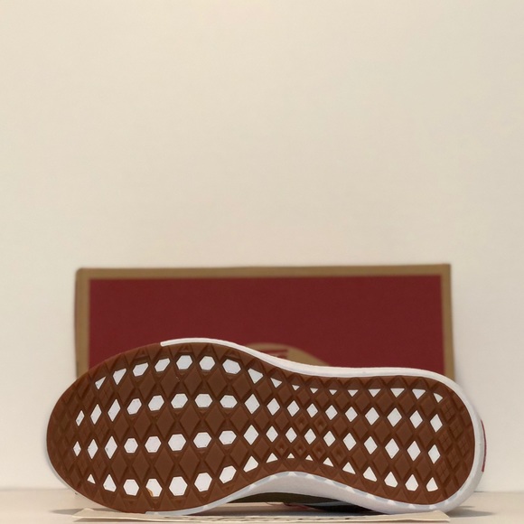 Vans Ultrarange Exo “Mustard Gold/True White” - Picture 5 of 6